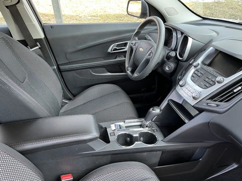 Used 2016 Chevrolet Equinox LS image 12