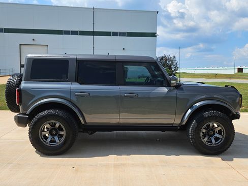 Used 2022 Ford Bronco 4-Door AWD/4WD image 5