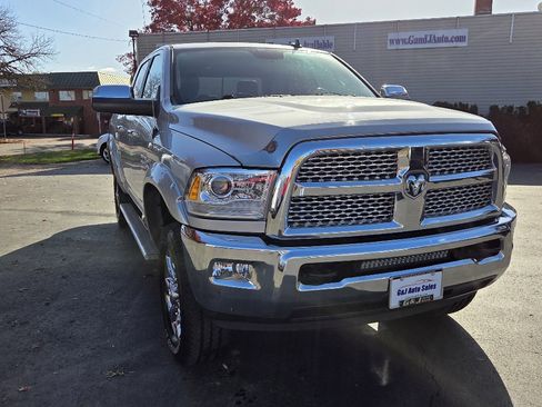Used 2015 RAM 2500 Laramie image 5