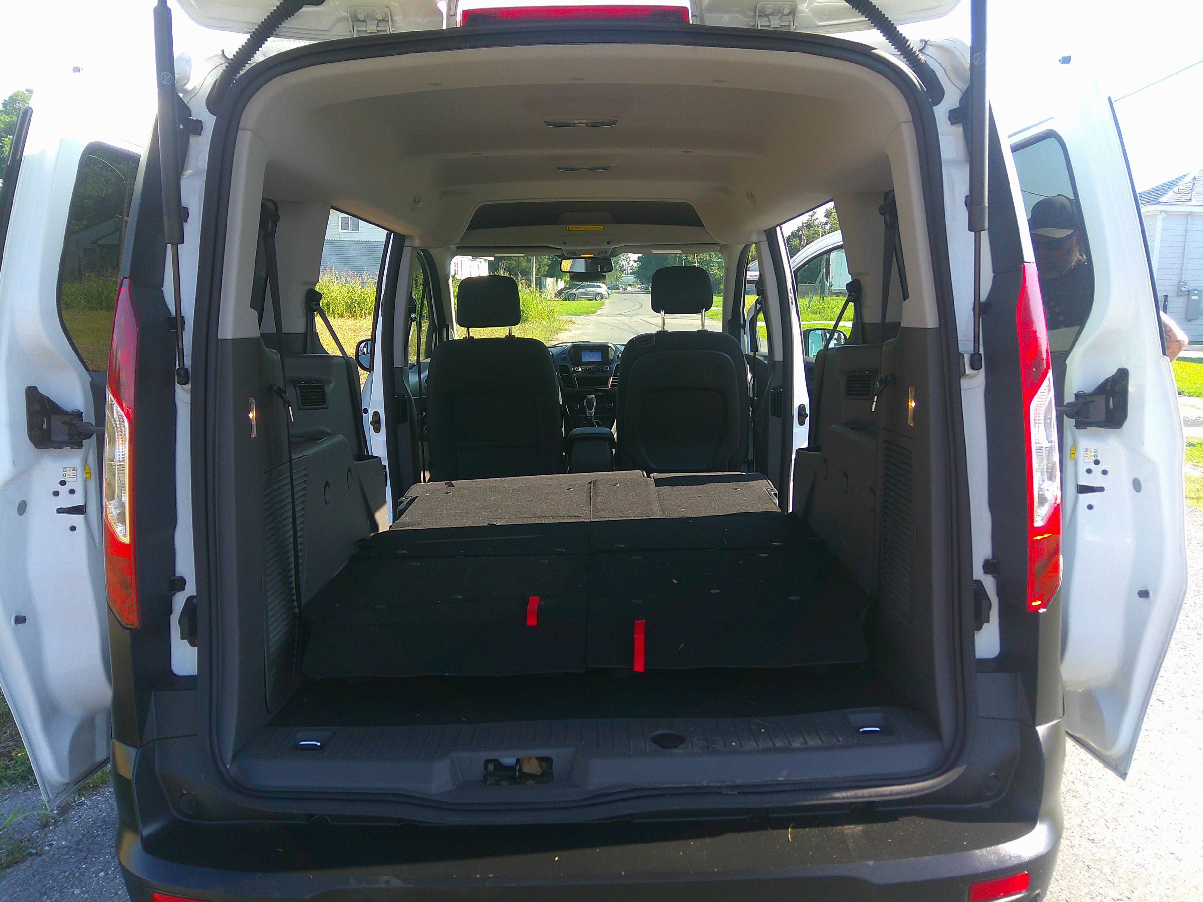 Used 2016 Ford Transit Connect XL Long Wheel Base Wagon FWD image 9