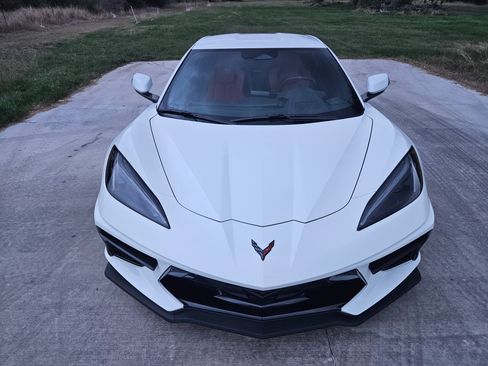 Used 2025 Chevrolet Corvette w/1LT image 21