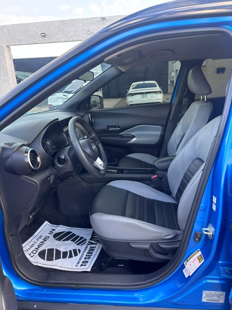 Used 2023 Nissan Kicks SR FWD image 13