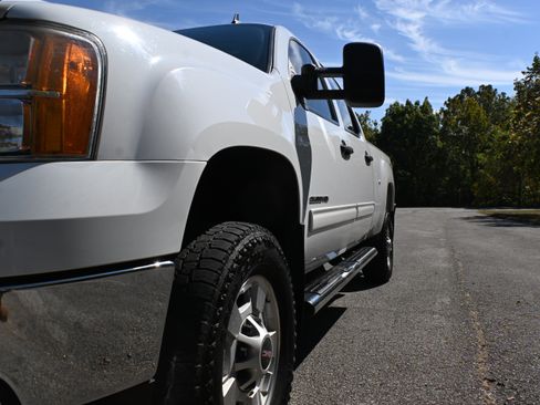 Used 2014 GMC Sierra 2500 SLE image 17