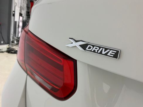 Used 2017 BMW 330i xDrive w/ Driver Assist image 12