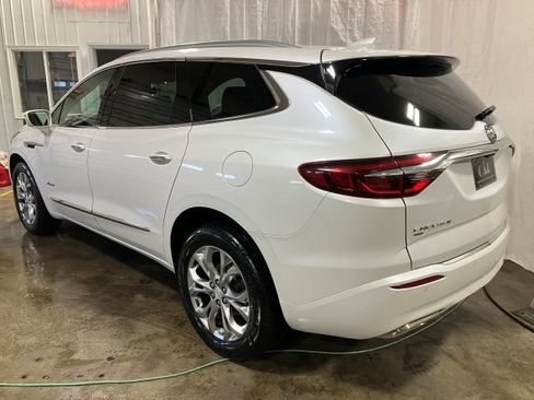 Used 2020 Buick Enclave Avenir image 3