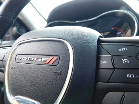 Used 2018 Dodge Durango SXT Plus image 25