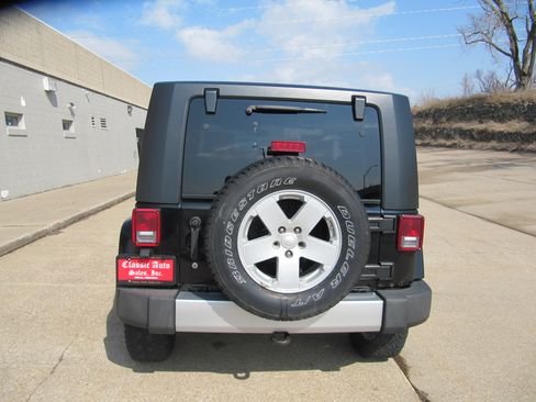 Used 2008 Jeep Wrangler Unlimited Sahara image 6
