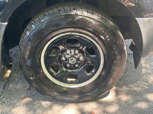 Used 2019 Nissan Frontier 2WD King Cab image 27