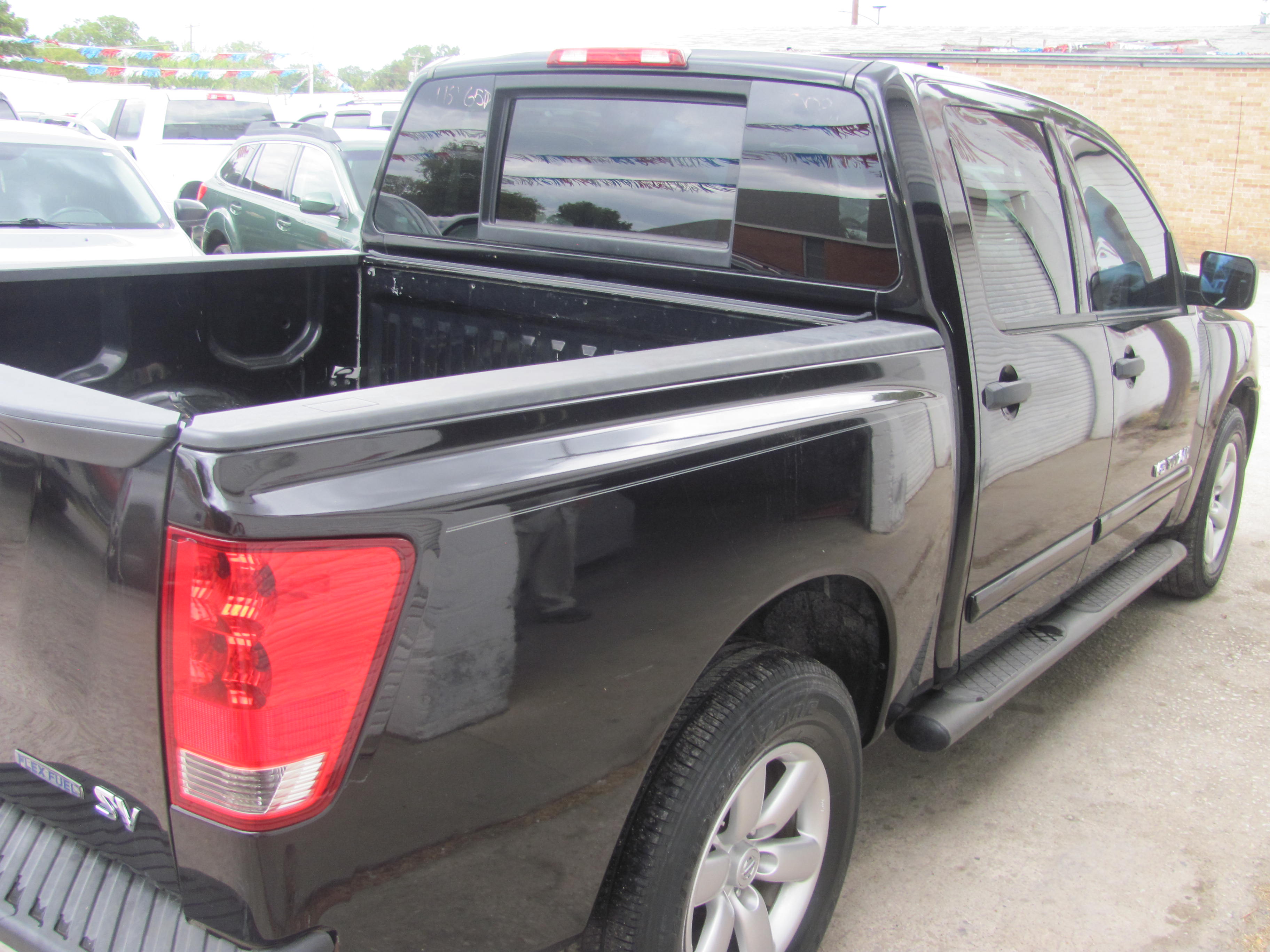 Used 2013 Nissan Titan 2WD Crew Cab image 3