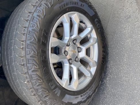 Used 2022 Chevrolet Silverado 1500 LT image 20
