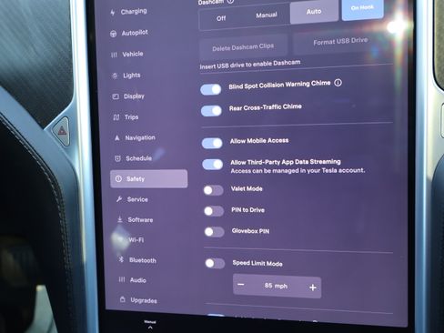 Used 2018 Tesla Model S 100D image 35