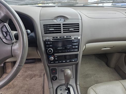 Used 2002 INFINITI I35 image 7