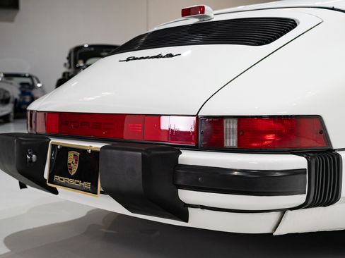 Used 1989 Porsche 911 Speedster image 50