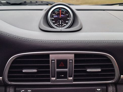 Used 2009 Porsche 911 Carrera 4S image 42