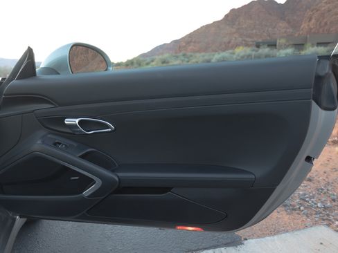 Used 2012 Porsche 911 Carrera S image 19