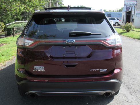 Used 2017 Ford Edge Titanium image 8
