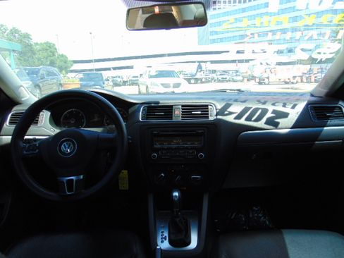 Used 2014 Volkswagen Jetta TDI image 14