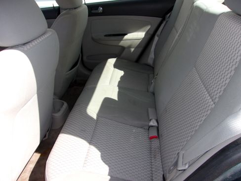 Used 2009 Chevrolet Cobalt LT Sedan FWD image 6