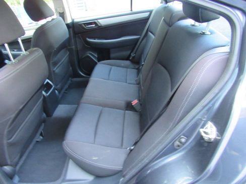 Used 2017 Subaru Legacy 2.5i Premium AWD/4WD image 16