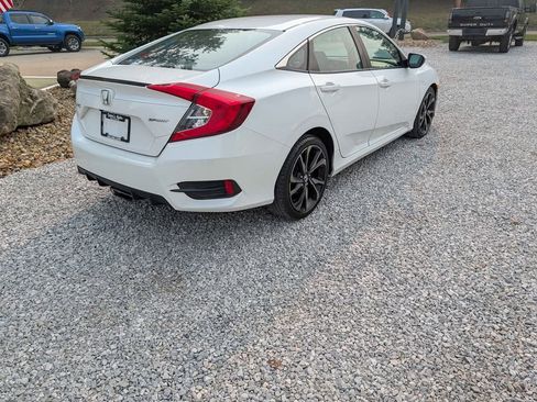 Used 2019 Honda Civic Sport Sedan image 5