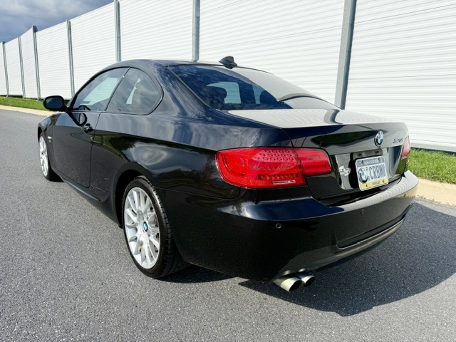 Used 2011 BMW 328i xDrive Coupe AWD/4WD image 3