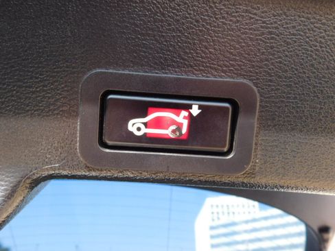 Used 2014 BMW X6 xDrive50i image 9