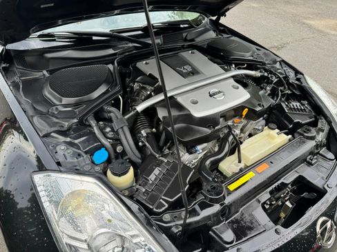 Used 2007 Nissan 350Z Roadster RWD image 26