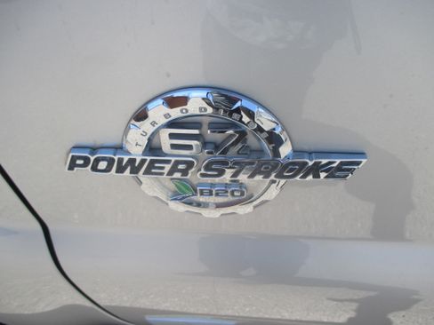 Used 2016 Ford F250 2WD SuperCab Super Duty image 12