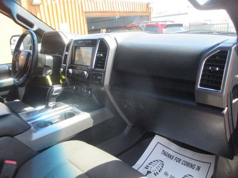 Used 2016 Ford F150 AWD/4WD image 4