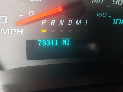 Used 2020 Chevrolet Express 2500 image 12