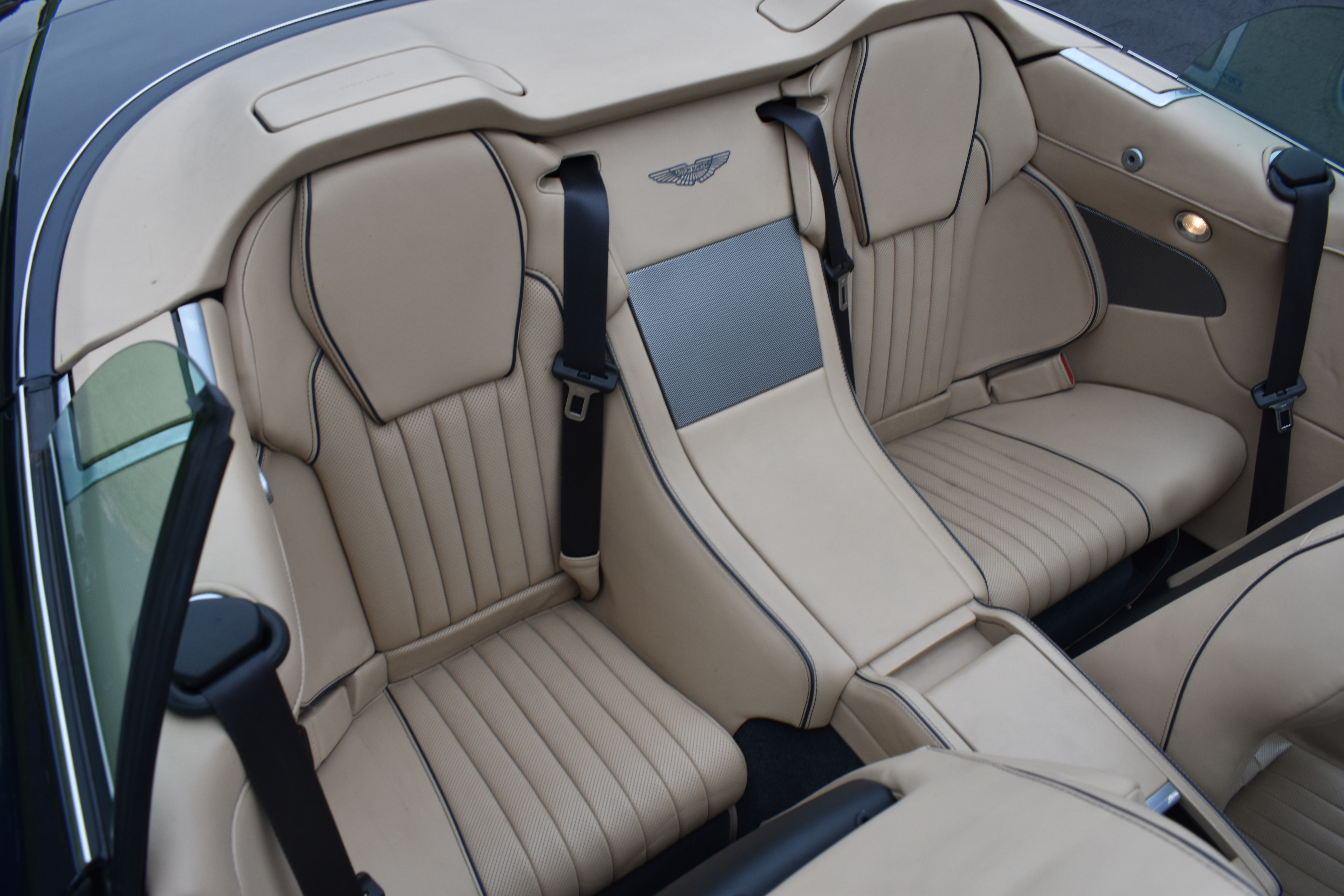 Used 2016 Aston Martin DB9 GT Volante RWD image 41