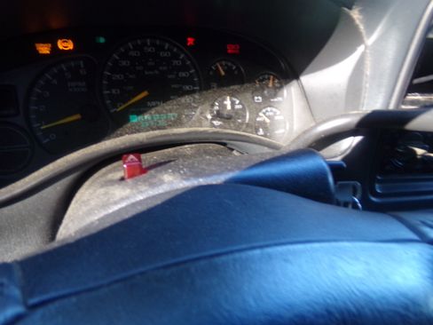 Used 2001 Chevrolet Silverado 1500 LS image 8