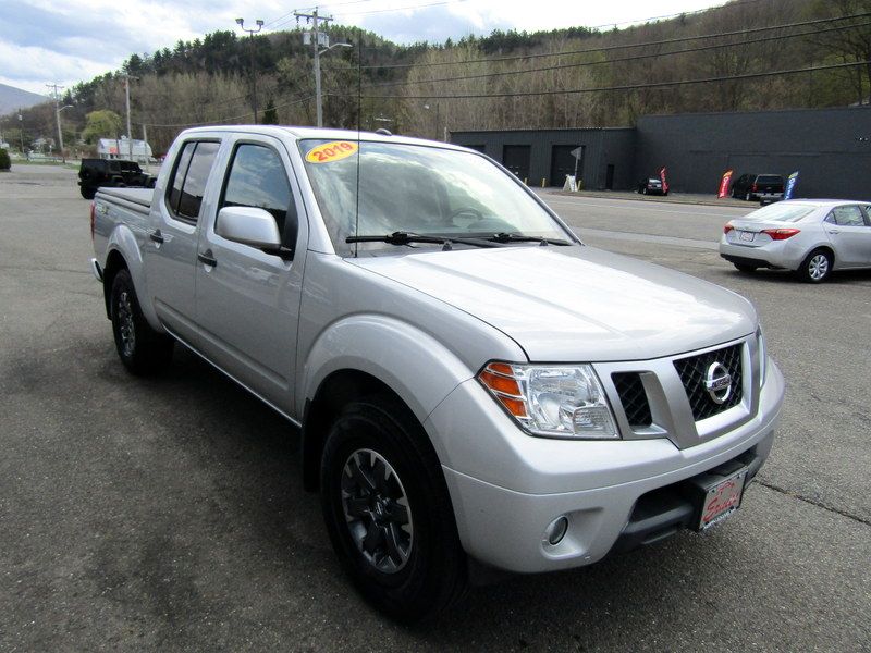 Used 2019 Nissan Frontier AWD/4WD image 4