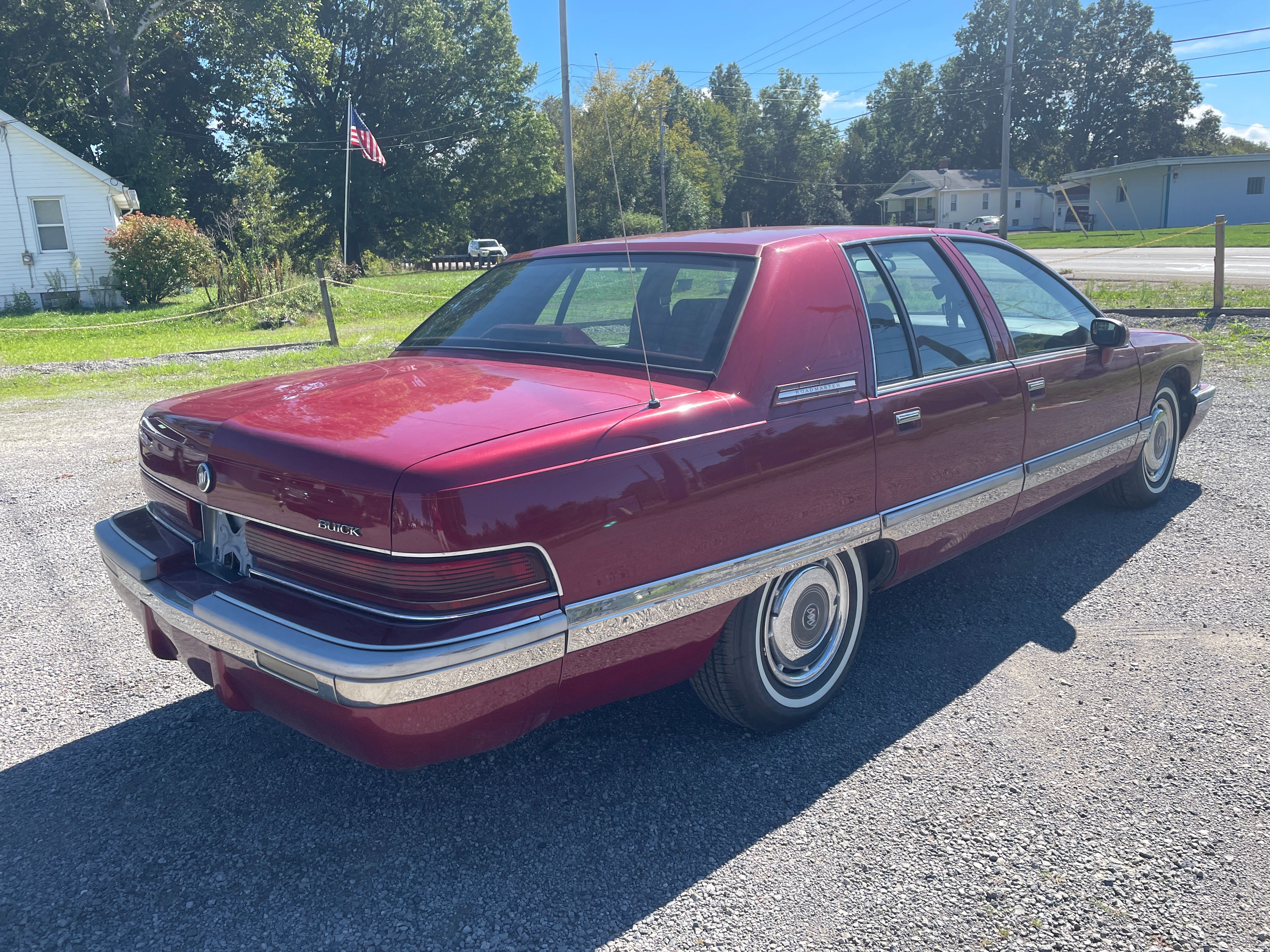 Used 1994 Buick Roadmaster Sedan RWD image 5