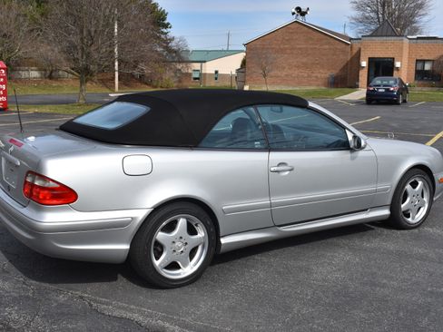 Used 2001 Mercedes-Benz CLK 430 image 12