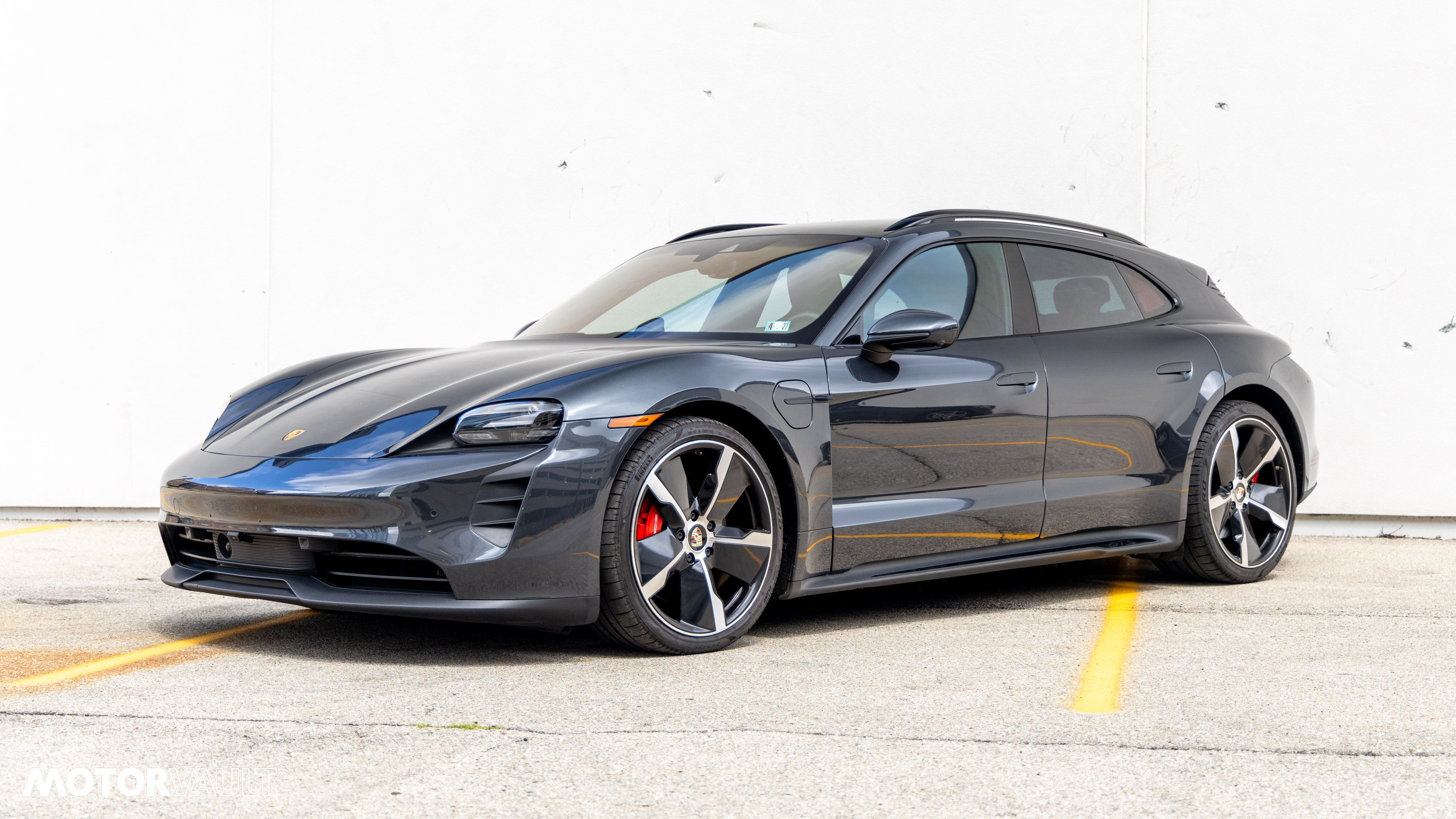 Used 2022 Porsche Taycan GTS Sport Turismo AWD/4WD image 3