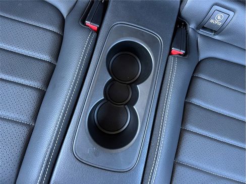 Used 2020 Mercedes-Benz C 300 image 38