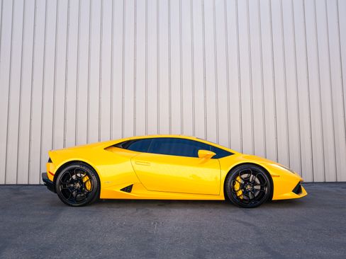 Used 2015 Lamborghini Huracan LP 610-4 image 8