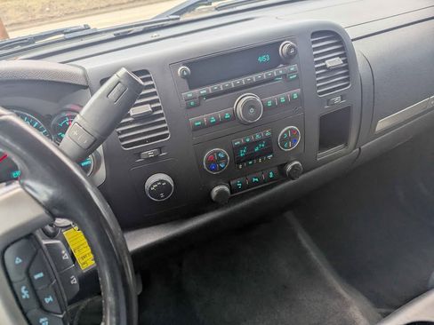 Used 2012 Chevrolet Silverado 1500 LT image 8