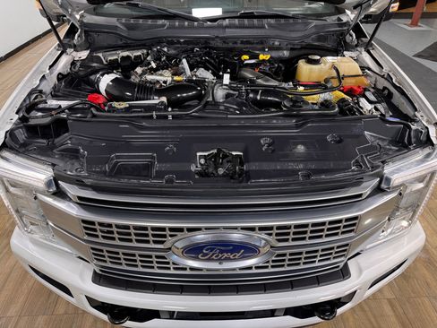 Used 2017 Ford F350 Platinum image 11