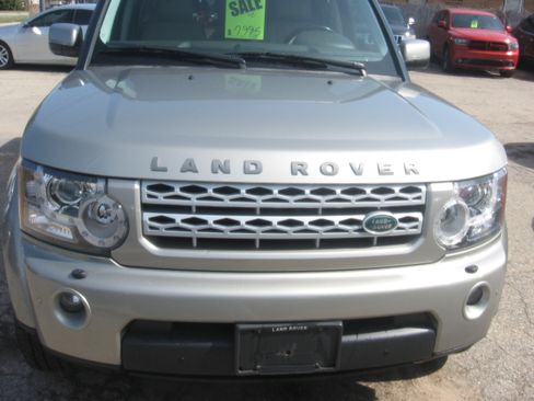 Used 2012 Land Rover LR4 HSE image 2