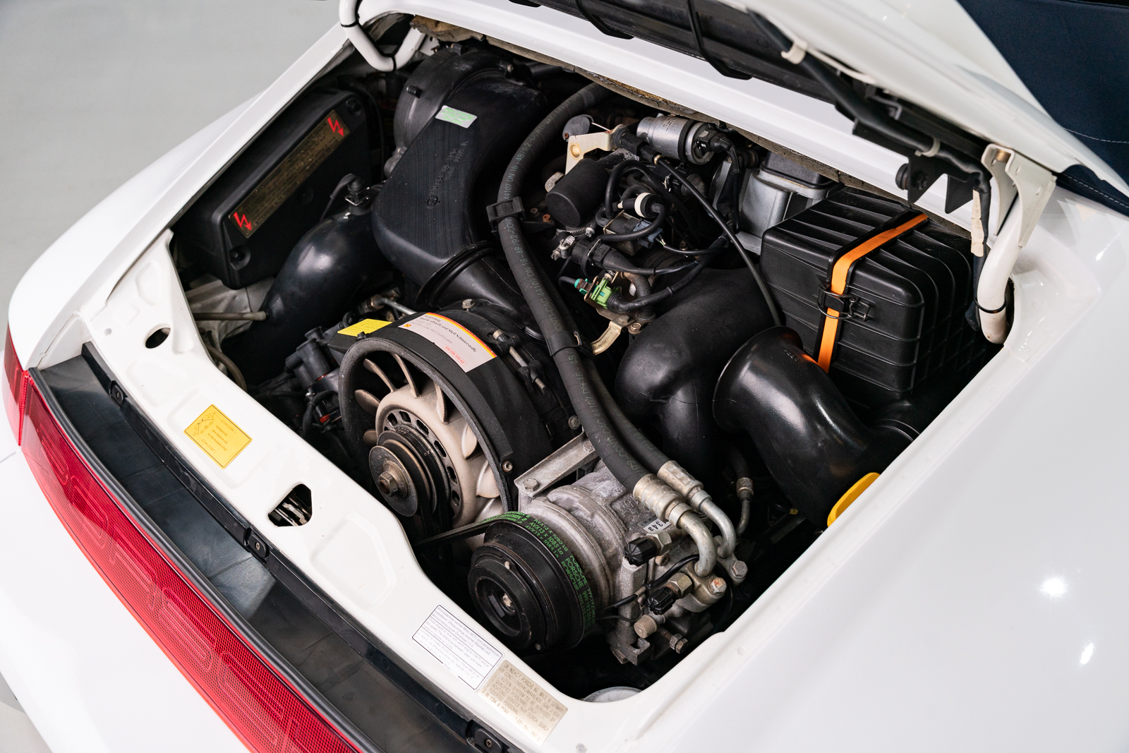 Used 1993 Porsche 911 Carrera Cabriolet RWD image 72