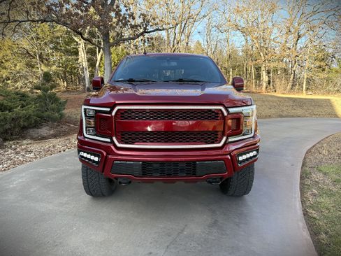 Used 2019 Ford F150 Lariat image 9