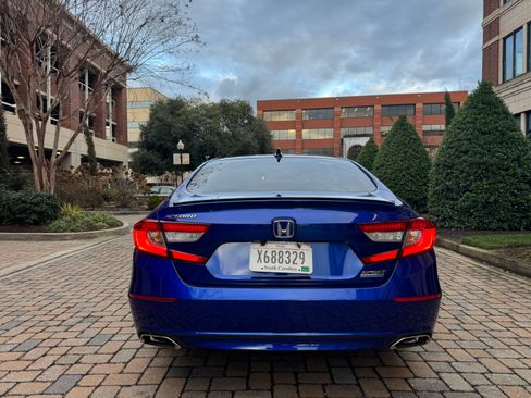 Used 2021 Honda Accord Sport image 7