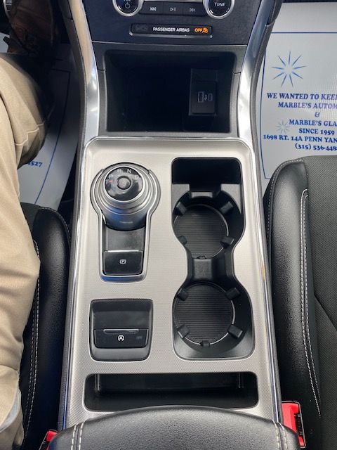 Used 2022 Ford Edge AWD ST image 23