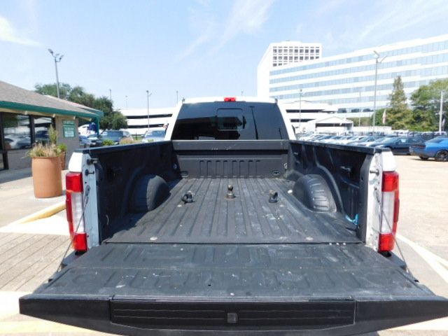 Used 2017 Ford F350 4x4 Crew Cab DRW Super Duty image 7