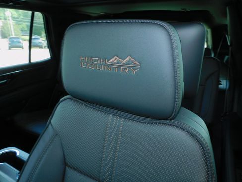 New 2025 Chevrolet Tahoe High Country image 3