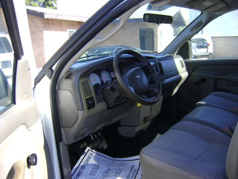 Used 2005 Dodge Ram 2500 Truck image 8
