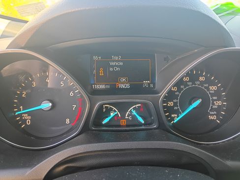 Used 2018 Ford Escape SE image 14