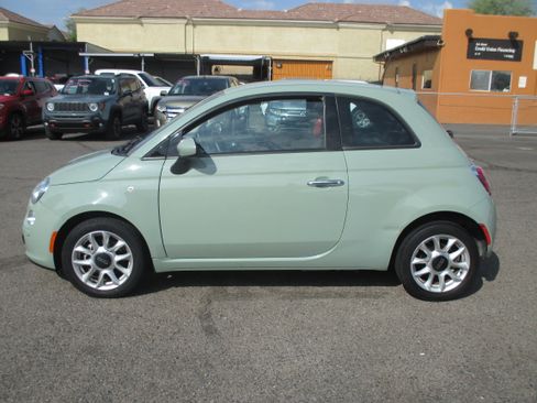 Used 2017 FIAT 500 Pop Hatchback FWD image 2